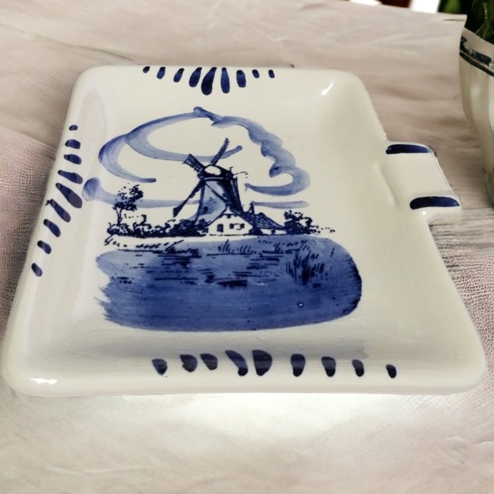 Delft Blue Square Ashtray Vintage Collectible Hand Painted Windmill Trinket Dish - Picture 2 of 5